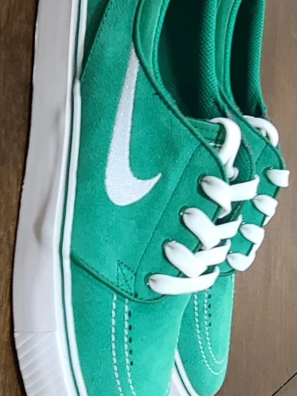 Nike SB Stefan Janoski Pine Green Sail (Grade School) Kid's 6Y / Women's 7.5